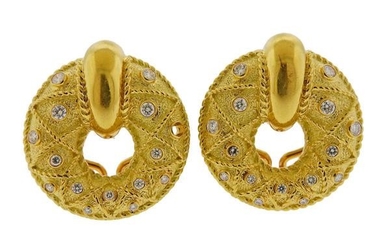 Yanes 18k Gold Diamond Earrings