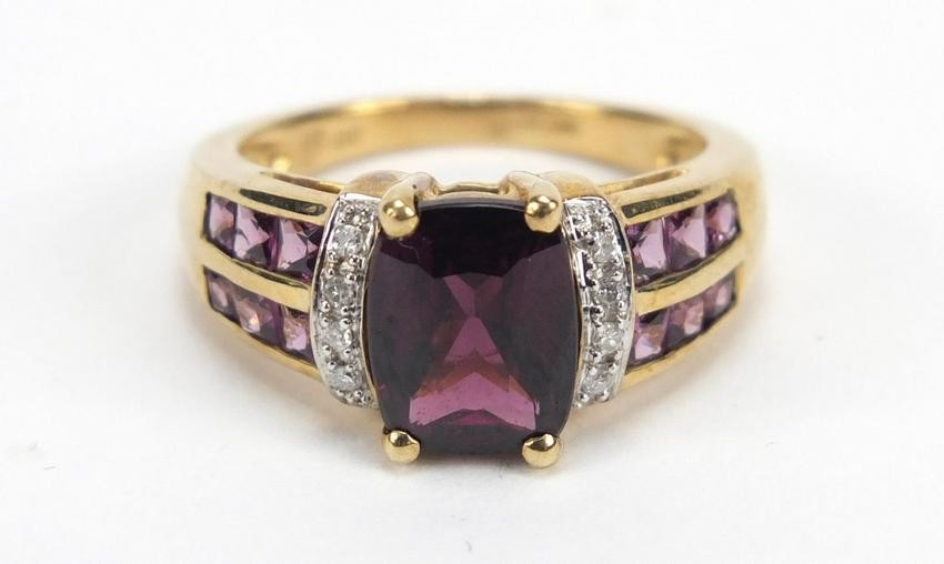 9ct gold purple stone and diamond ring, size L, 4.0g