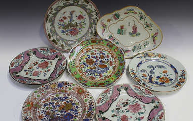 A Chinese famille rose export porcelain plate, Yongzheng period, the centre painted with two geese a