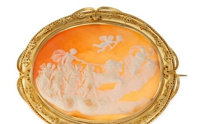 A FINE ANTIQUE CARVED CAMEO BROOCH, 19TH CENTURY in