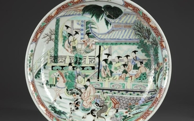 A LARGE CHINESE FAMILLE VERTE CHARGER