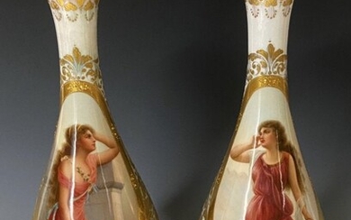 A LARGE PAIR OF ROYAL VIENNA VASES