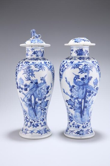 A PAIR OF CHINESE BLUE AND WHITE PORCELAIN VASES AND