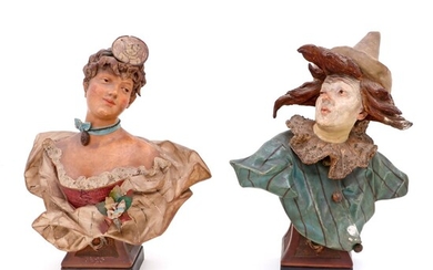 A PAIR OF FIGURES