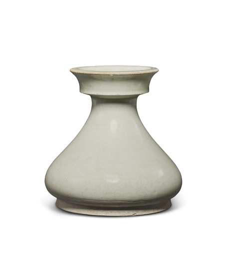 A WHITE-GLAZED PEAR-SHAPED VASE CHINA, POSSIBLY SONG DYNASTY