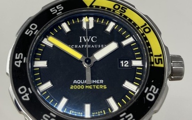A gentleman's stainless steel IWC Aquatimer 2000 Meters wris...