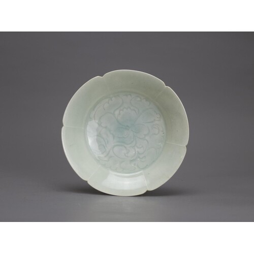 A petal rimmed carved Qingbai Dish, Song dynastyH: 3.6cm, W:...