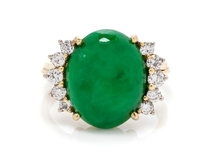 An 18 Karat Yellow Gold, Jadeite Jade and Diamond Ring