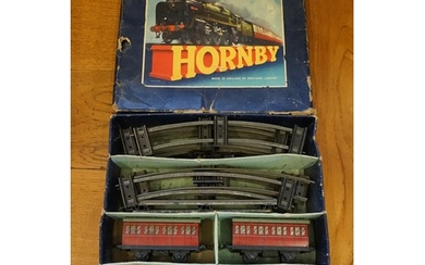 An Early Hornby O Gauge Clockwork Train Set No: 41 "Tank Pas...
