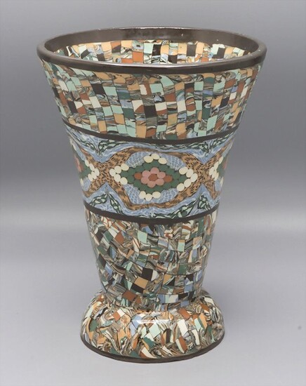 Art Déco Ziervase / An Art Deco decorative ceramic vase, Jean Gerbino, Vallauris, um 1935...