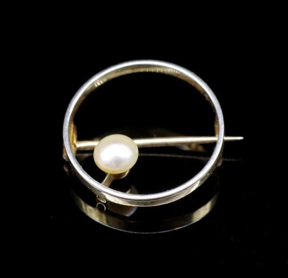 Art Deco pearl and two tone gold circle brooch, unmarked. Ap...