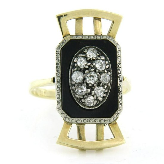 Art Deco ring with onyx and diamonds