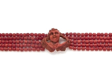 Collier de chien composed of five rows of coral pearls