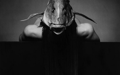 Erwin Olaf (1959) - Cleo with fish, 1999