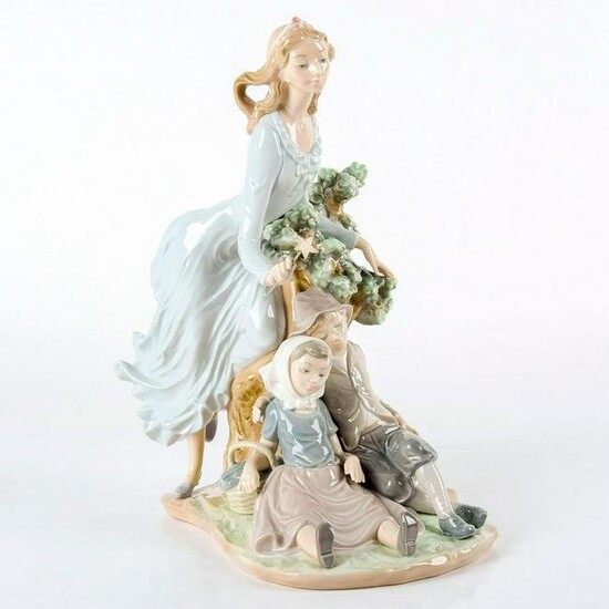 Fairy Godmother 1005068 - Lladro Porcelain Figurine