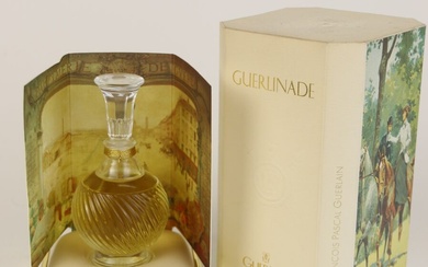 Guerlain - "Guerlinade" - (années 2000) Présenté dans son luxueux coffret en carton gainé de...