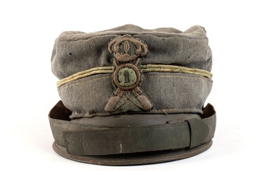 ITALY, Kingdom M.909 Cap of second lieutenant of the 1st Infantry Regiment in gray castorino,...