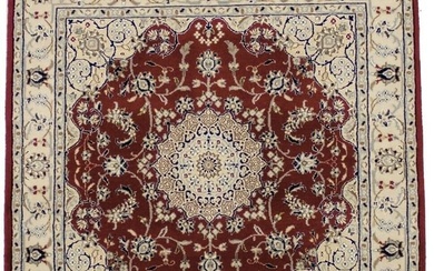 Indo-Nain Red Hand Knotted Square 4X4 Classic Floral Design Oriental Rug Carpet