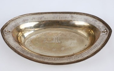 International Silver Co sterling oval bowl, 7.42 TO