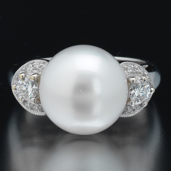 Ladies' South Sea Pearl and Diamond Ring