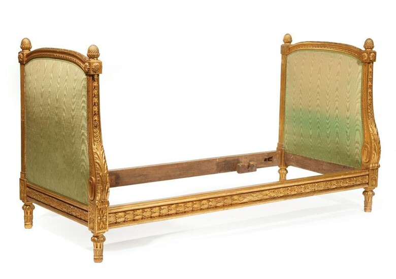 Louis XVI-Style Carved Giltwood Daybed
