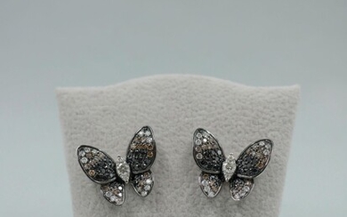 Paire de boutons d'oreilles Papillons en... - Lot 72 - Copages Auction Paris