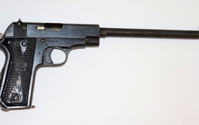 Pistolet semi-automatique Unique calibre 22 LR canon long, type RR 51, arme numéro 430483. Mécanisme...