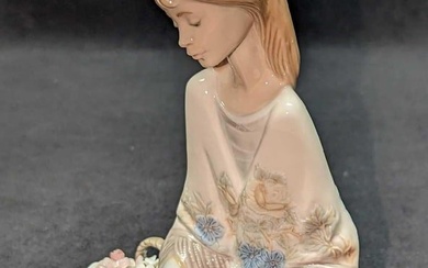 Retired Lladro Flower Song Young Girl Figurine