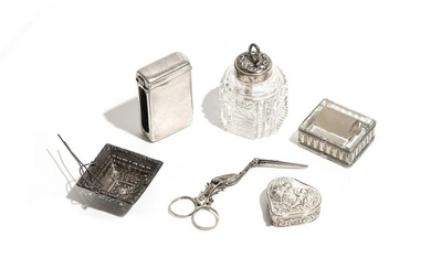 SIX PIECES OF ASSORTED SILVER, 103g