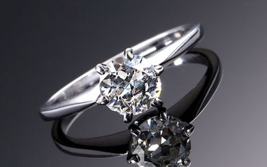 Solitaire diamond ring of 18 kt. white gold, approx. 0.80 ct.
