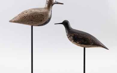 TWO NEW JERSEY SHOREBIRD DECOYS A black-bellied plover decoy, length 10.5", and a yellowlegs decoy, length 10". Makers unknown.