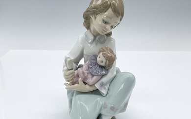 Thoughtful Caress 1005990 - Lladro Porcelain Figurine