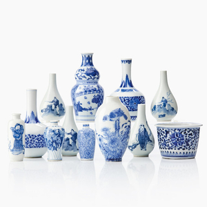 Twelve miniature Chinese blue and white vessels