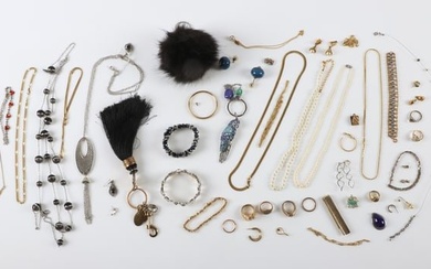 Vintage and modern jewelry grouping
