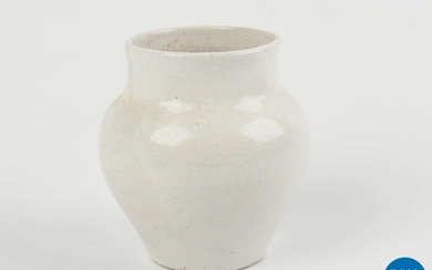 Wit geglazuurde aardewerk vaas - Chris Lanooy