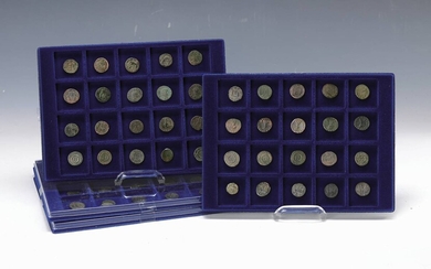 collection of 80 Romain commemorative coins, with...