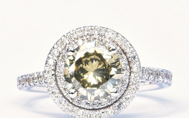 1.57 ct IGI Natural Fancy Light Yellowish Grey VS2 - 14 kt. White gold - Ring - 1.17 ct Diamond - Diamonds, No Reserve Price