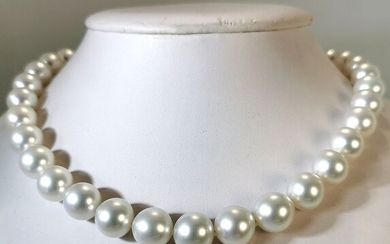 18 kt. Saltwater pearls, South sea pearls, White gold, TOP QUALITY - Size 10,5X13MM - Necklace - Diamonds