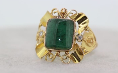 18 kt. Yellow gold - Ring - 8.00 ct Emerald - Diamonds