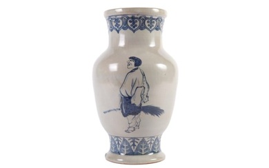 (19/20th c) CHINESE EARTHENWARE VASE