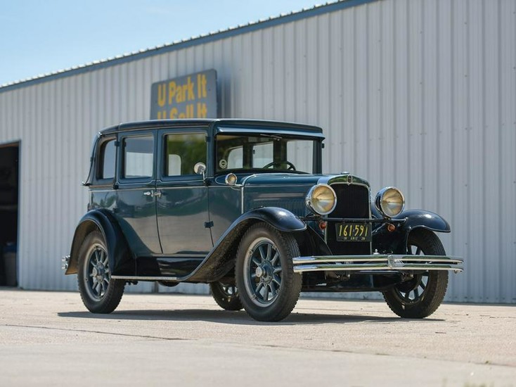 1929 Nash Series 420 Standard Six Landau Sedan