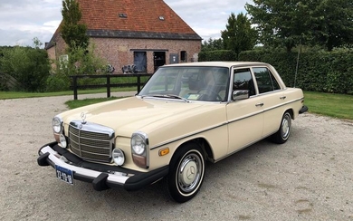 Mercedes-Benz - 300 D (W115) - 1975