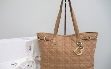 Christian Dior - Lady Dior Shoulder bag