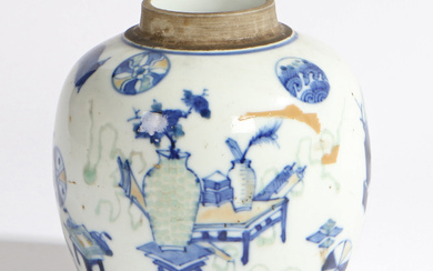 3166973. A CHINESE QING DYNASTY OVOID PORCELAIN JAR AND COVER.
