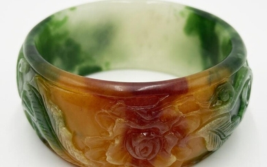 4-Color Jade or Jadeite Carved Bangle Bracelet.