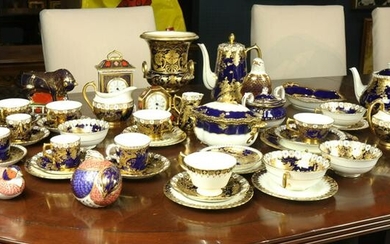 (lot of 52) Collection of Royal Crown Derby table
