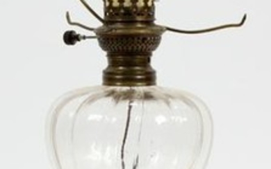BLUE MILK-GLASS OIL LAMP, 19TH.CENTURY, H 20"