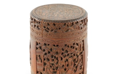 A GOOD EARLY 19TH CENTURY CARVED BAMBOO CHINESE BRUSH POT AN...