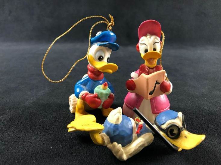 A Lot of 3 Vintage Donald Daisy Duck Porcelain
