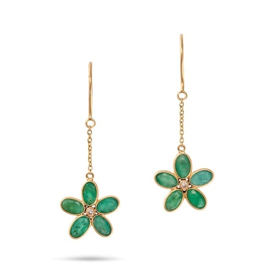 A PAIR OF DIAMOND AND EMERALD FLORAL DROP EARRINGS in 18ct yellow gold, set with a round cut diamond